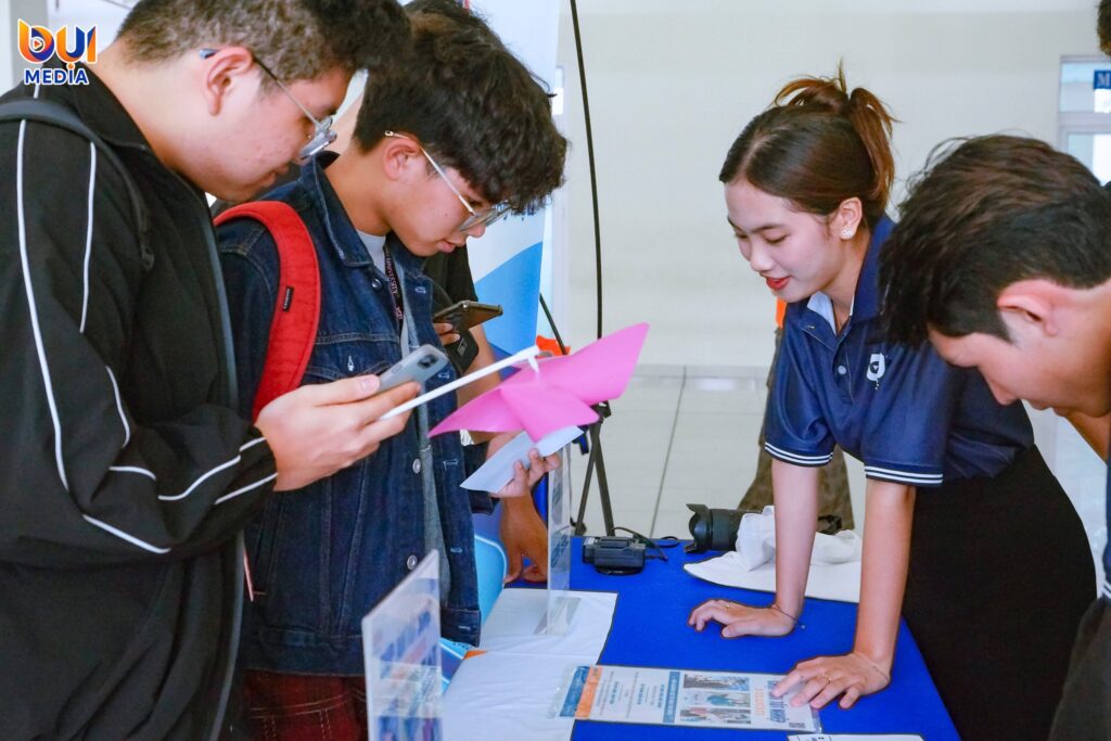 Bụi media agency marketing (1)